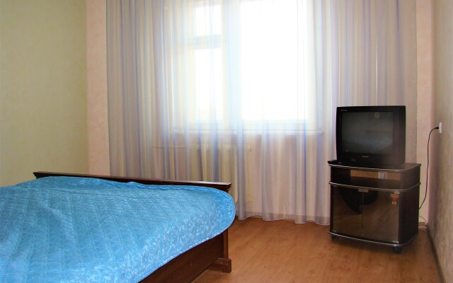 Na Latyshskikh Strelkov 52 Apartments
