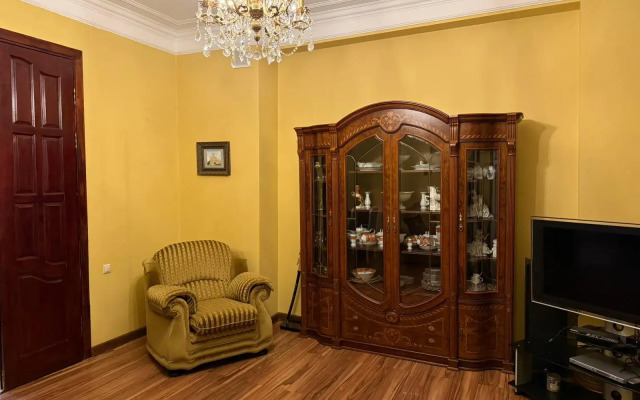 V Elitnom Dome Na Leninskom Prospekte Flat