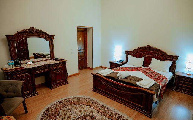 Imperial Palace Hotel