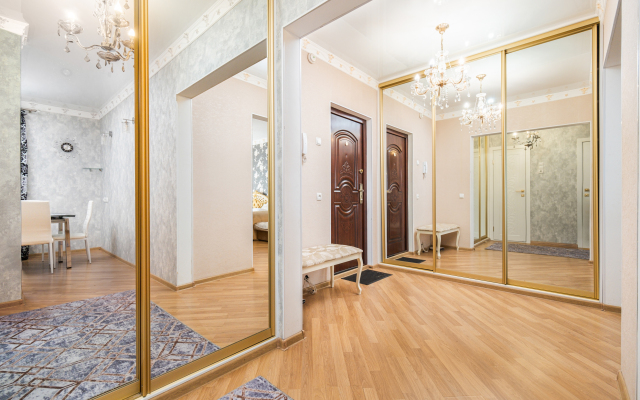 Na Prospekte Masherova Flat