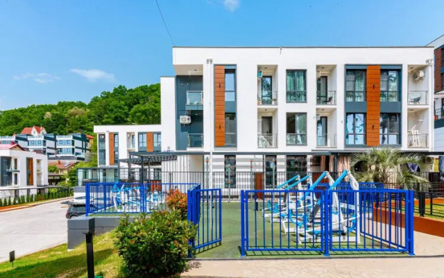 Dizaynerskaya studiya na zakrytoy territorii ryadom s basseynom Flat