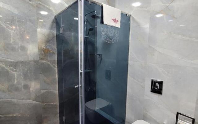 Roma Yerevan & Tours Hotel