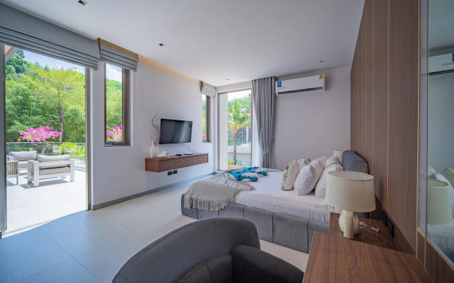 Grand View Residence Villa by NLA, Villa