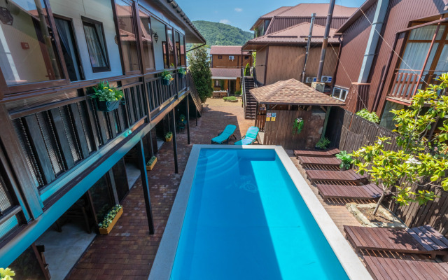 Villa Lychiya 2 Guest House