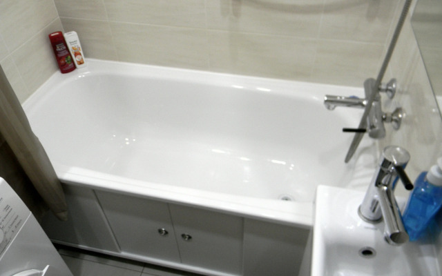 Oktyabryskaya 123 Tsentr Flat