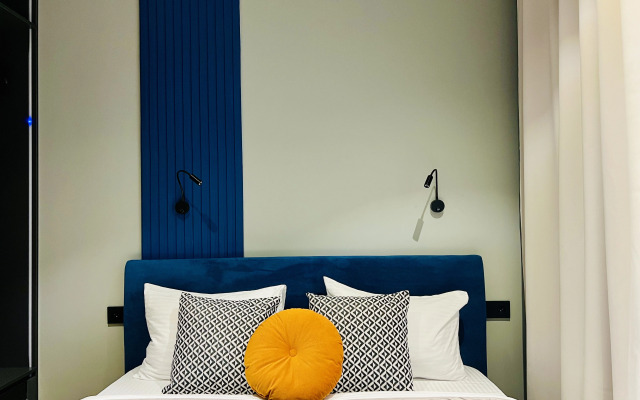 Апартаменты UzorApart Стильная дизайнерская квартира, центр, набережная, парковка