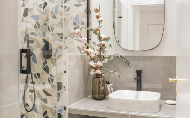 Petit Home Apartments