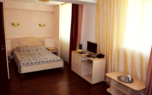 Мини-отель Золотое крыло Ленина 51