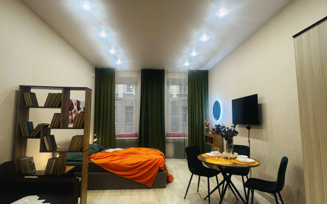 Квартира у пяти углов на Загородном