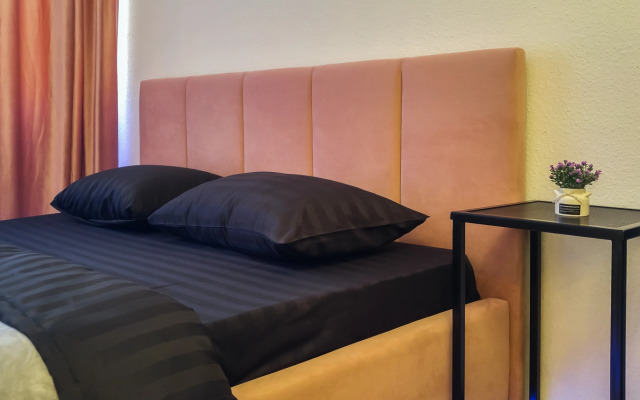 Апартаменты UNO APART на Степана Разина 2 38 м²