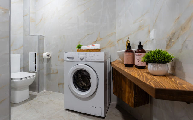 KeyGo #0107, 1 Bedroom, City Center Apartments