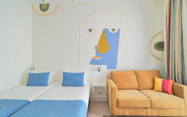 Blume Cruz Suites