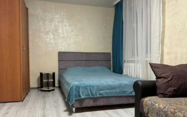 Na 1m Etazhe Zhdet Gostey Apartments