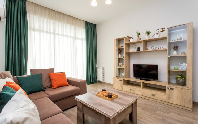 S Krasivym Vidom na Mtatsmindu i Gorod Apartments