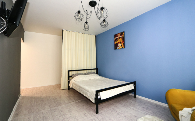 V Shelekhove 12 Flat
