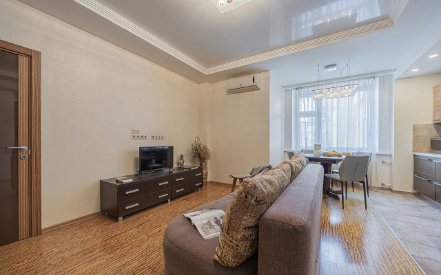 Квартира на Невзоровых