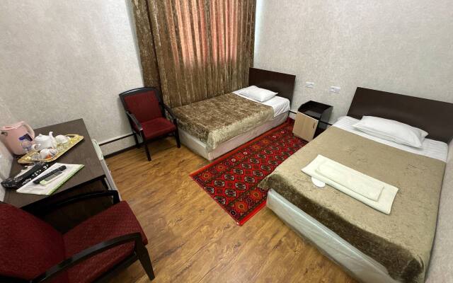 RATMINA Hotel