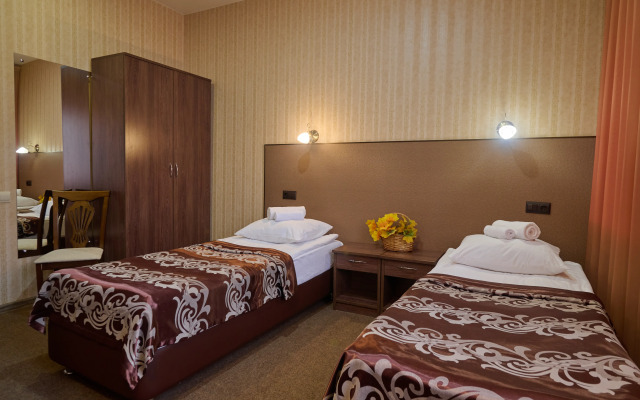 Zima Hotel