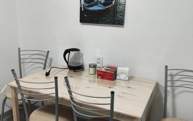 Na Industrialnoy 1A/95 Apartments