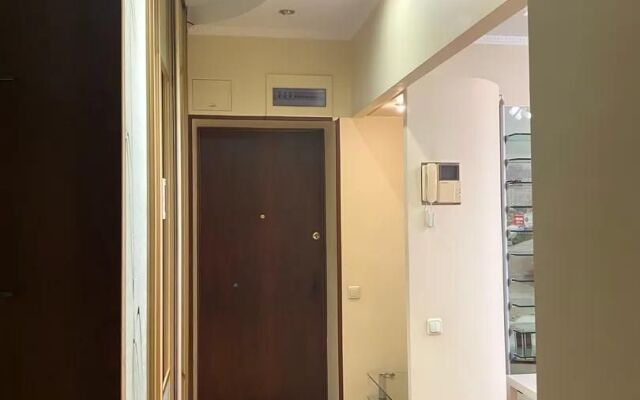 Апартаменты на Пологой Улице 31