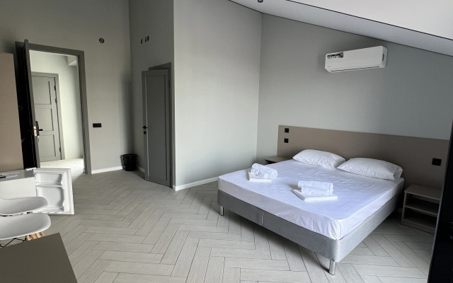 Hotel Aurora Inn Gagra