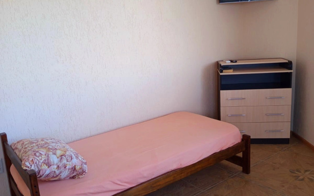 Uyutnye V Ordzhonikidze Apartments