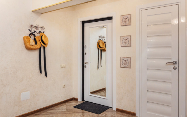 Per. Bogdana Khmelnitskogo 10 Flat