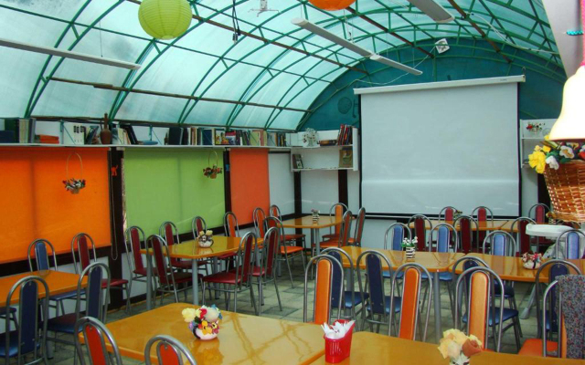 KartoshKino Guest House