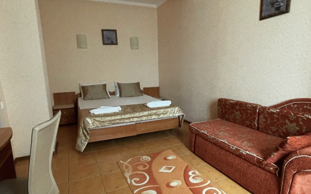 Piramida Guest House