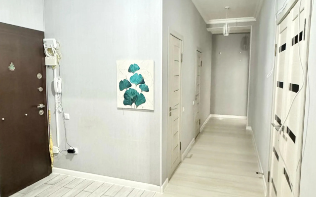 Apartamenty Prostornye svetlye 3-h komnatnye