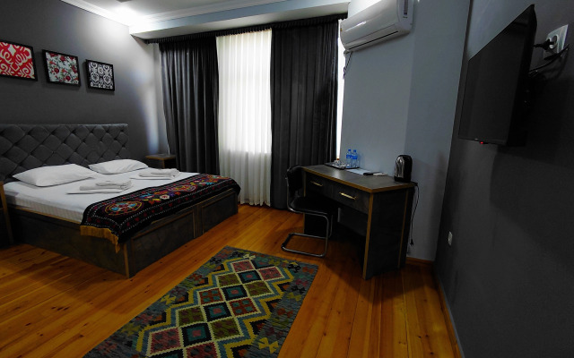 The Art Hotel