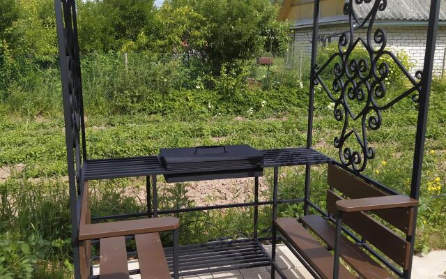 Tikhiy Ugolok Guest House