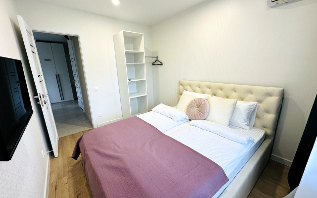 Tsvet Morya na Navaginskoy 2-Komnatnaya Flat