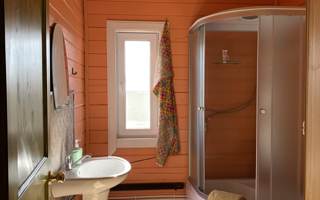 Usadba Roza na Seligere