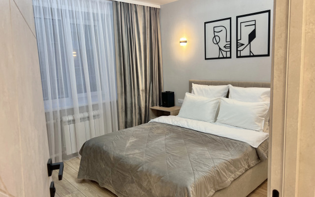 Квартира 3-комнатная на  Никитина 38