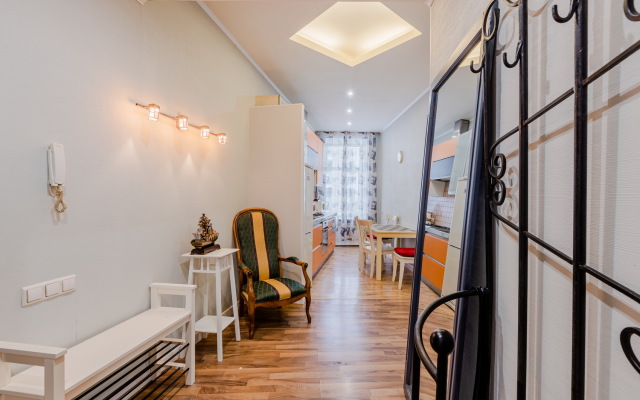 Апартаменты SpbStay с сауной на Невском проспекте 124