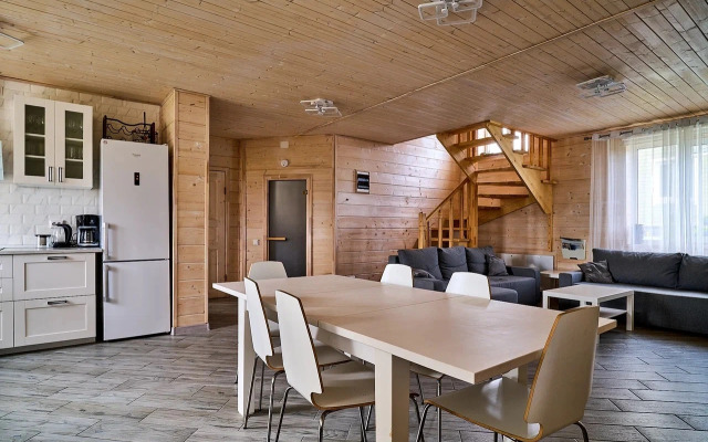 Kottedzh s saunoy ryadom s Petergofom Private house