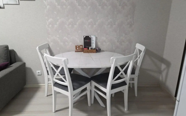 Апартаменты PtzHome Евро2 на 19м Этаже