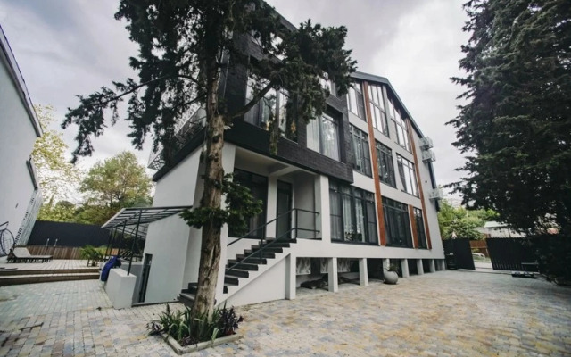 Bulgakov Apartment Hotel