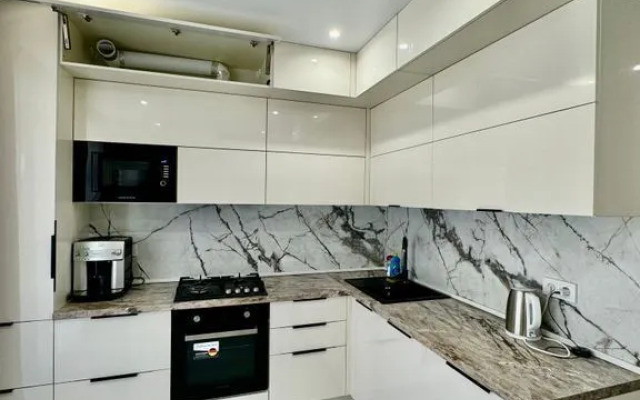 Na Pereletnoy 22 Flat