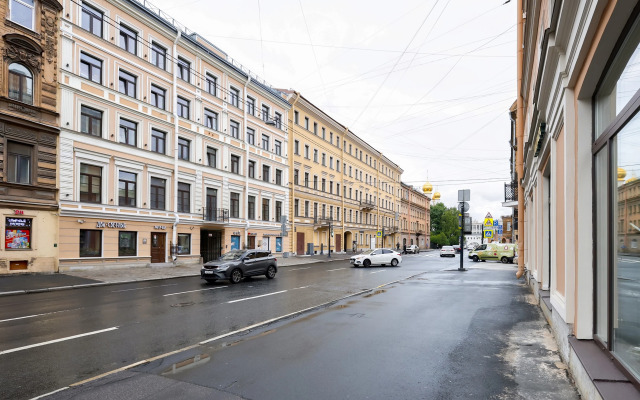 Апартаменты Myhome Yourhome на Полтавской 10