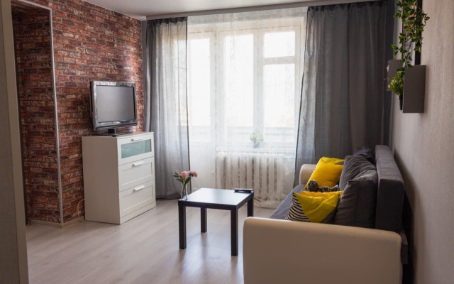 Na Ulitse Generala Yermolova 14 Flat