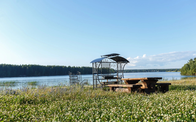 Частный дом Дом Пасечника