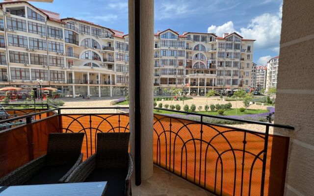 Квартира двухкомнатная Крымская 22