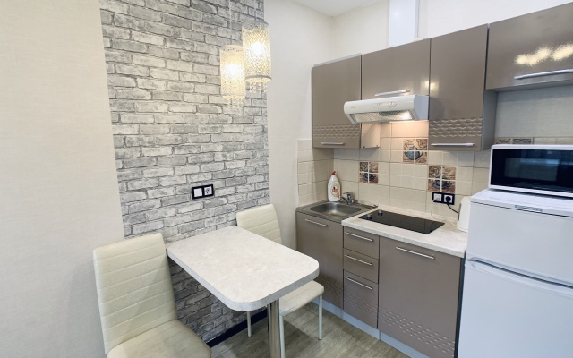 Na Bogdana Khmelnitskogo 13 Apartments