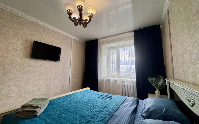 Uyutnaya Polnotsennaya Dvukhkomnatnaya Flat