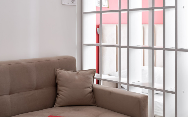 Yarkaya studiya na Volokolamskom shosse Apartments