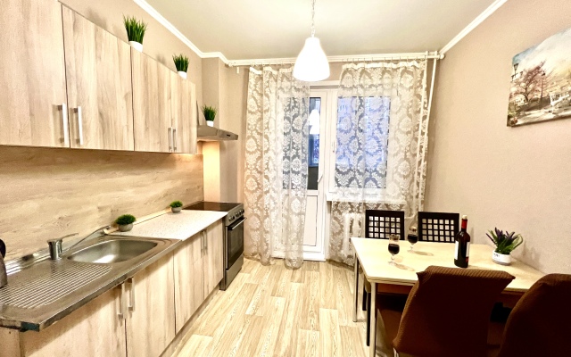 Уютные Апартаменты в ЖК Радужный Люкс (ул. Солнечная д. 2)