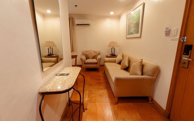 Отель City Garden Suites Manila