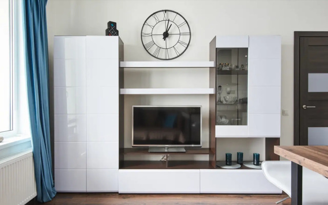 Vau Na Beregu Nevy Vasilyevskiy Ostrov Flat